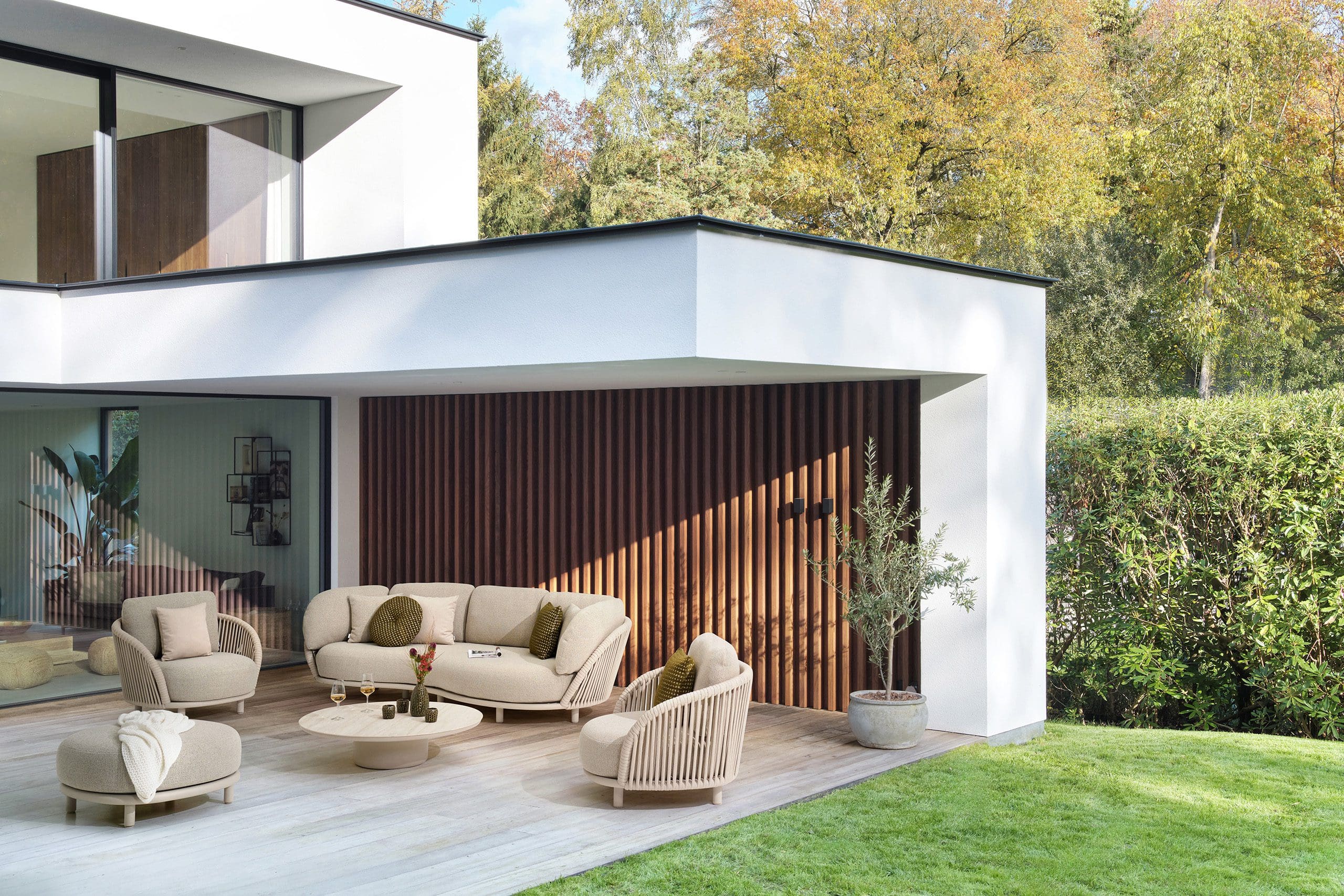 Lupino Beige 1